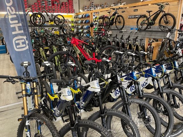 50% RABATT SALE KTM HUSQVARNA HAIBIKE E-BIKEs in Röhrsdorf