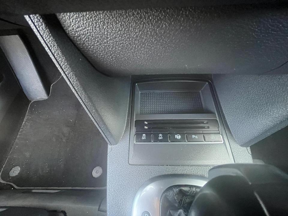 Touran Diesel 1.6 TDI Highline Auto. Selbestparking ,Navi,LED in Freising