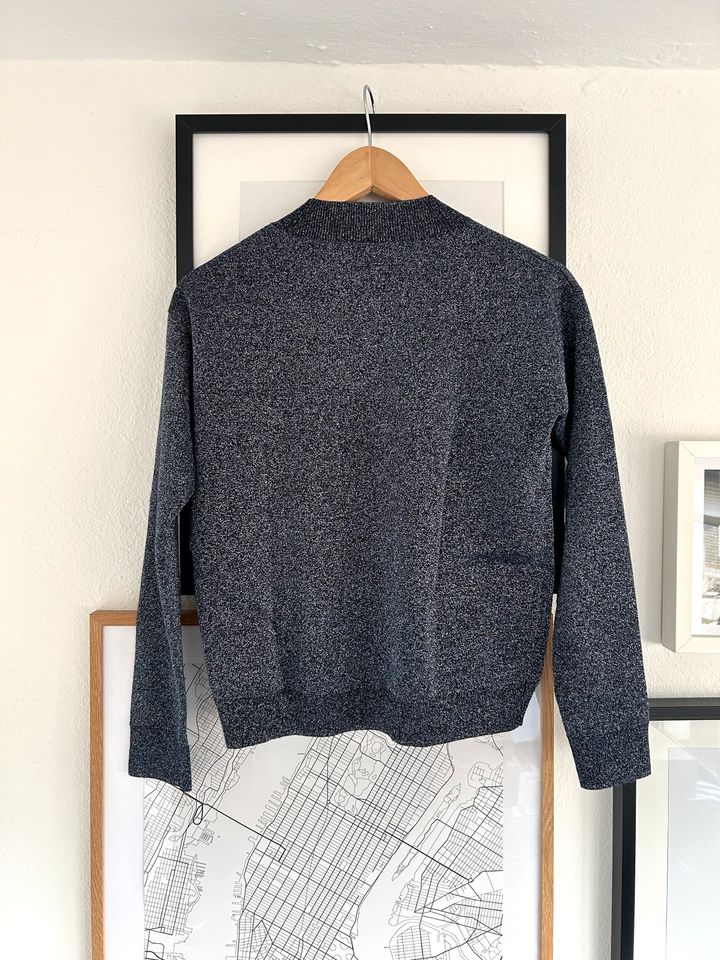 Hugo Boss Pullover Sweater blau silber XS in Böbrach
