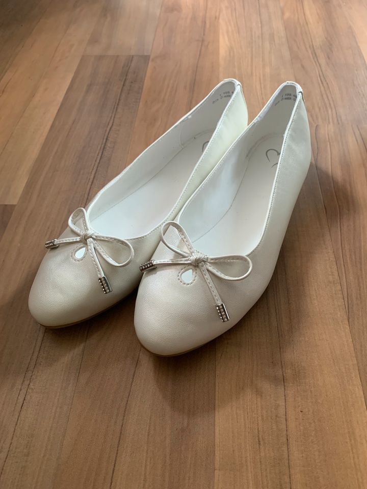 Schuhe weiß Brautschuhe in Thierhaupten