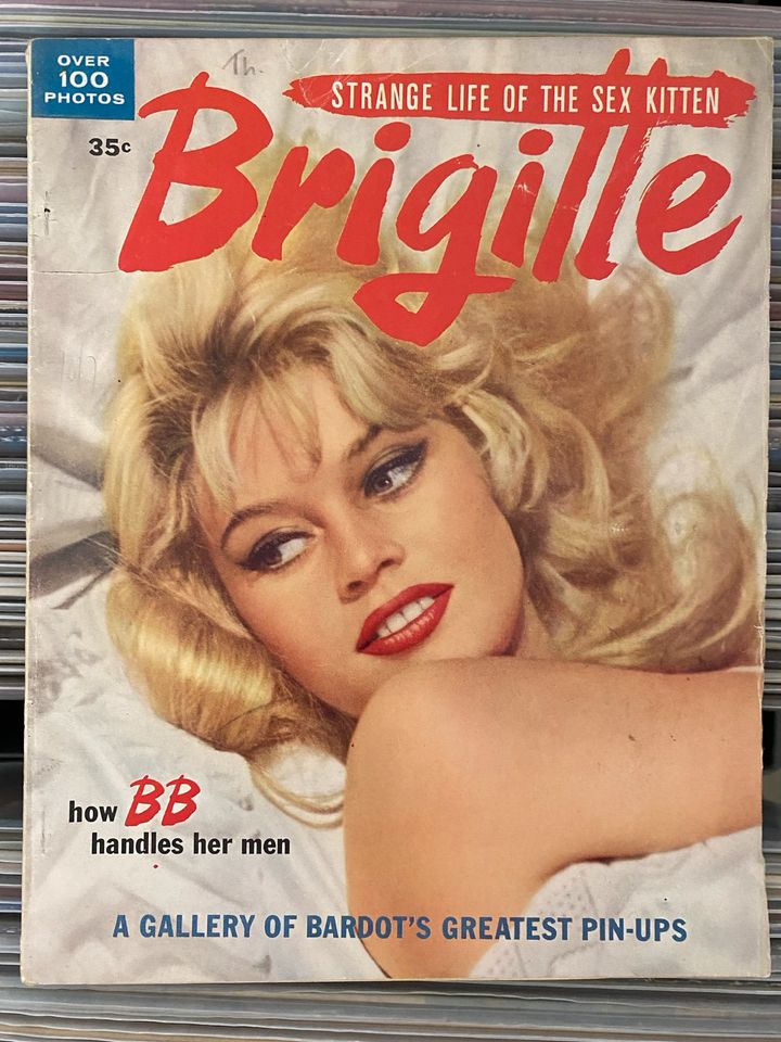 Strange Life of the Sex Kitten Brigitte Magazin 1958 in Iserlohn