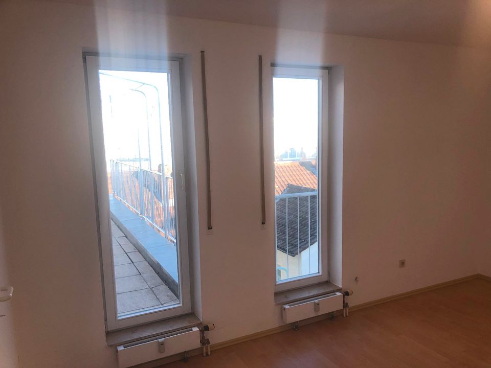 2,5-Zimmer-Wohnung mit Terrasse m Zentrum von Darmstadt in Darmstadt