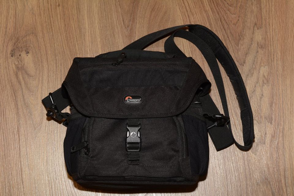 Kameratasche Lowepro Nova 160 AW in Chemnitz