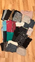 Sachenpaket Gr.S(36) Jeans Shorts Kleider Röcke T-Shirt Pullover Dresden - Prohlis-Nord Vorschau