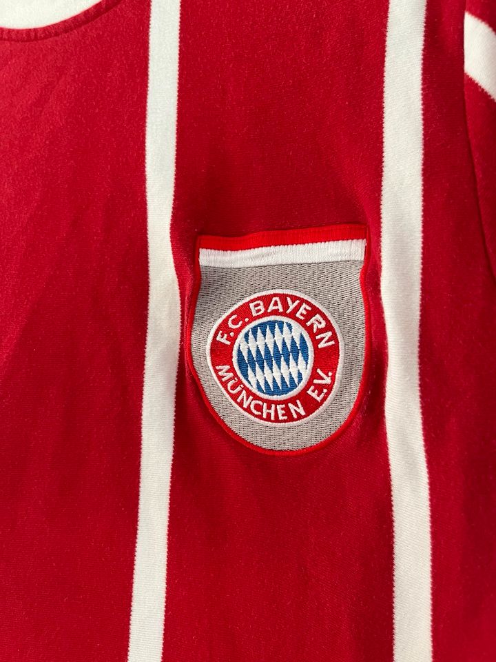FC Bayern München T-Shirt Trikot Vintage Gr.M in Augsburg