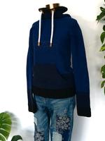 Handmade Strick Hoodie blau schwarz mit hohem Kragen Unikat Bayern - Röllbach Vorschau