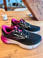 BROOKS Laufschuhe Sportschuhe Gr. 37,5 UVP 180€ Hessen - Kassel Vorschau