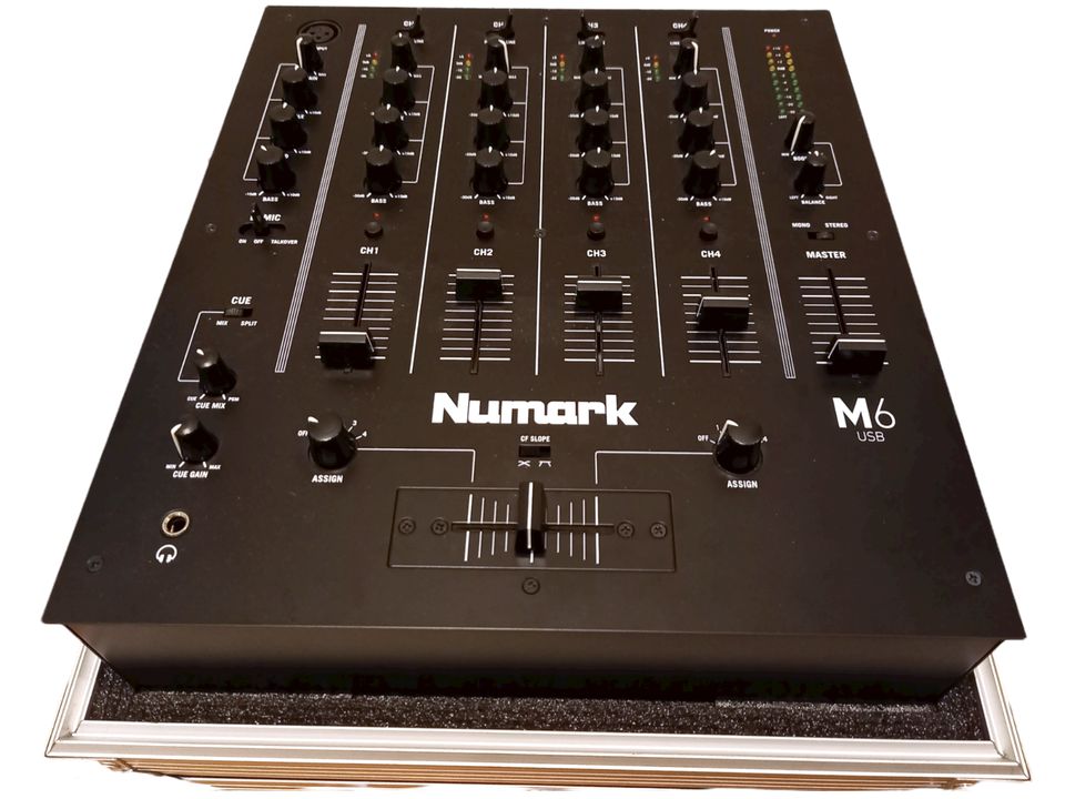 Mieten/Leihen DJ Mischpult/Mixer Numark M6 USB 4-Kanal in Heidelberg