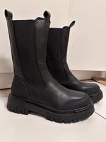 Verkaufe neue Stiefel von Salamander, Größe 36 Stuttgart - Stuttgart-West Vorschau