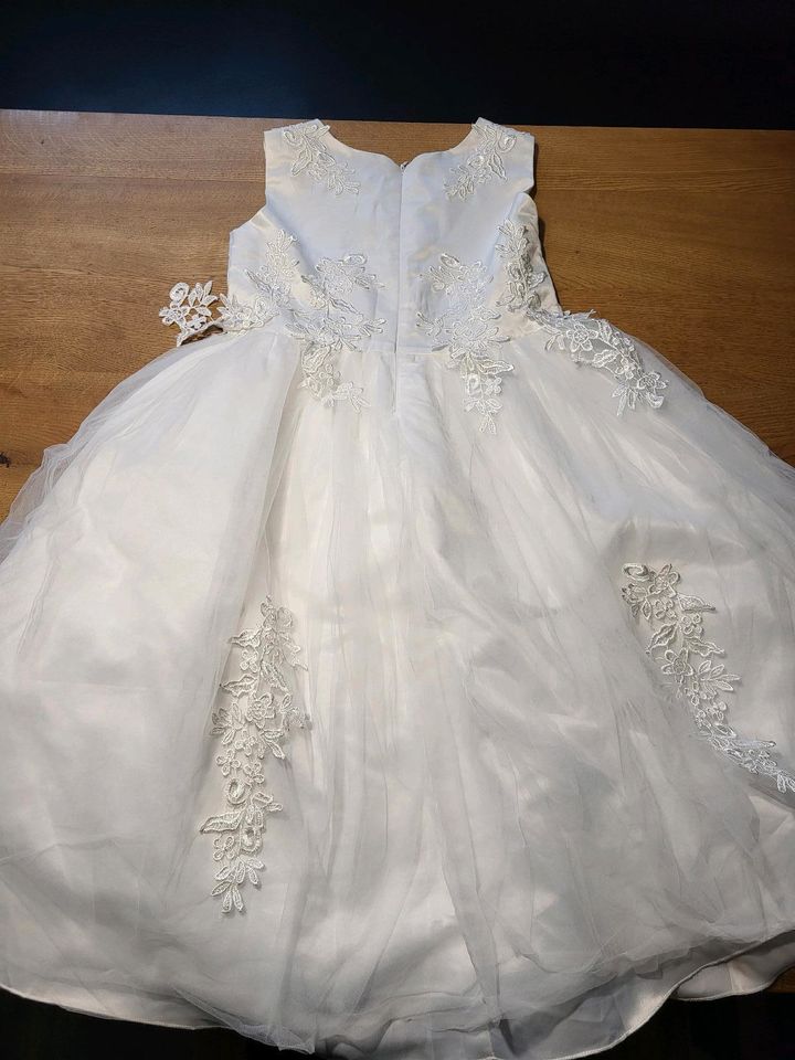 Brautmädchenkleid Kommunionskleid Kleid weiß Mädchen Gr. 140 in Hohenpeißenberg