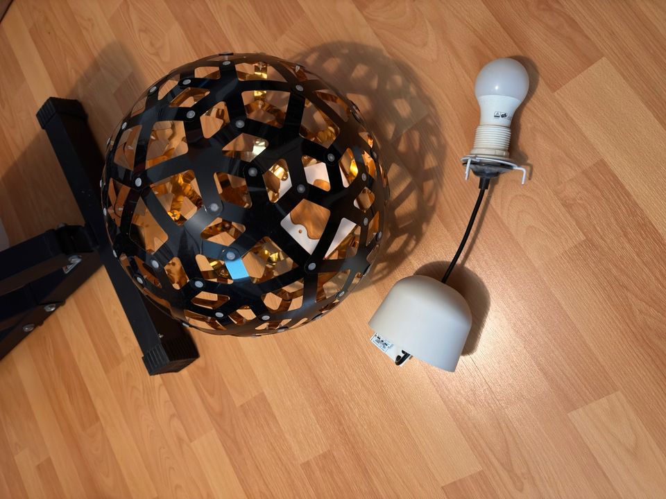 Ikea Lampe inkl. Glühbirne in Eschborn