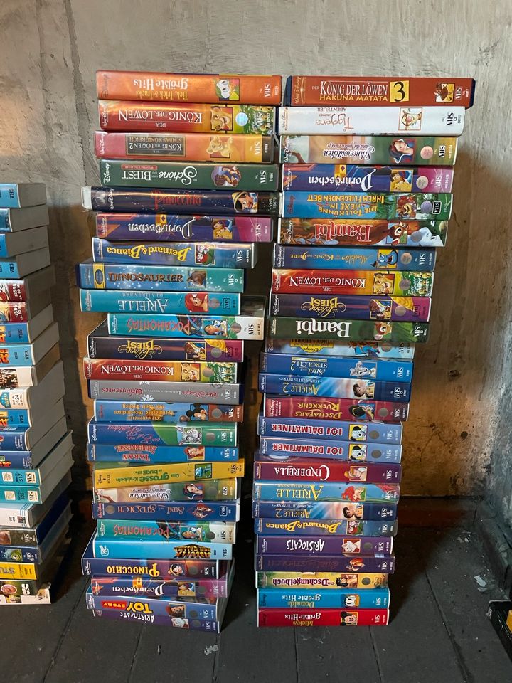 Tolle VHS Sammlung 50 Disneyfilme Videokassetten König der Löwen in Dortmund