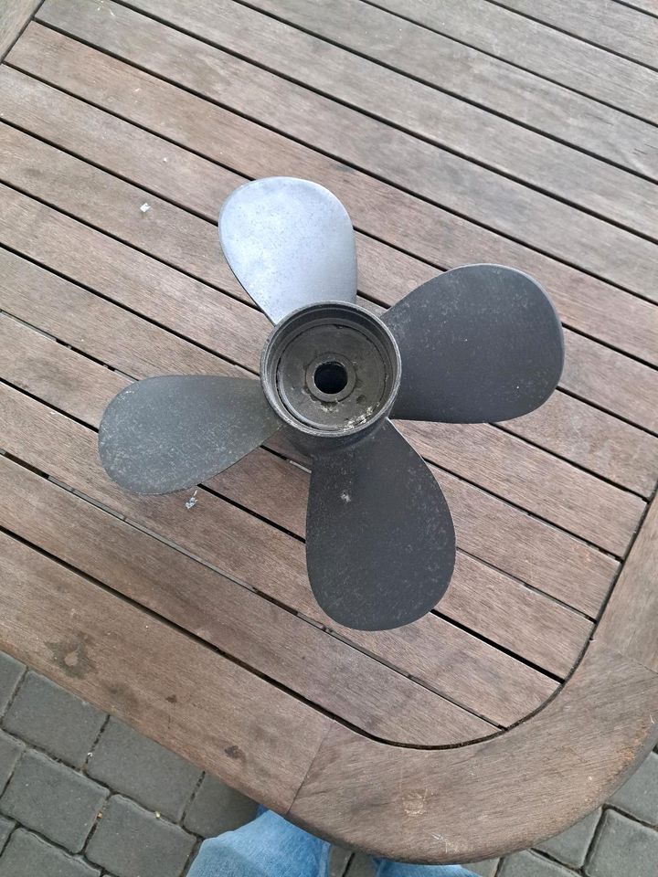 Volvo Penta Propeller A5 in Spenge