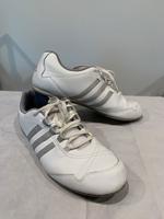 Adidas Turnschuhe Sneakers Gr. 7 / 40 weiß GUT erhalten Bayern - Schöllkrippen Vorschau