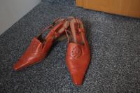 CAPRICE Damen Schuhe Slingpumps Pumps Gr.37 (4) Top Leder Nordrhein-Westfalen - Frechen Vorschau