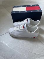 Schuhe Tommy Hilfiger Größe 38 Neu Niedersachsen - Friesoythe Vorschau