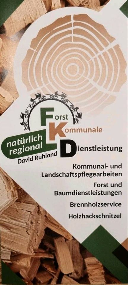 Holzhackschnitzel/ Beetabdeckung/ Fallschutz/ Heizmaterial/ Deko in Kamenz