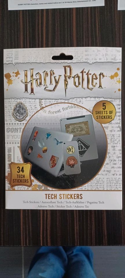 HARRY POTTER Thermobecher Tasche Sticker in Worms