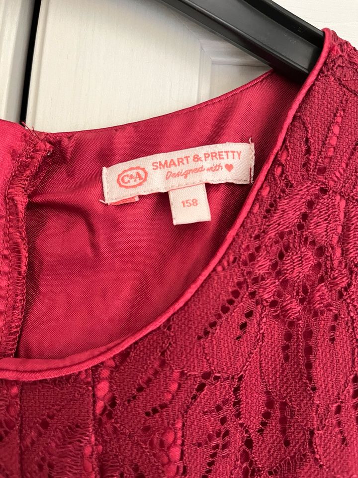 Sommerkleid Mädchen rot 158 in Frankfurt am Main