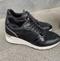 Tamaris Sneaker low Gr. 40 schwarz Gold / elastische Schnürsenkel Bayern - Schwaig Vorschau