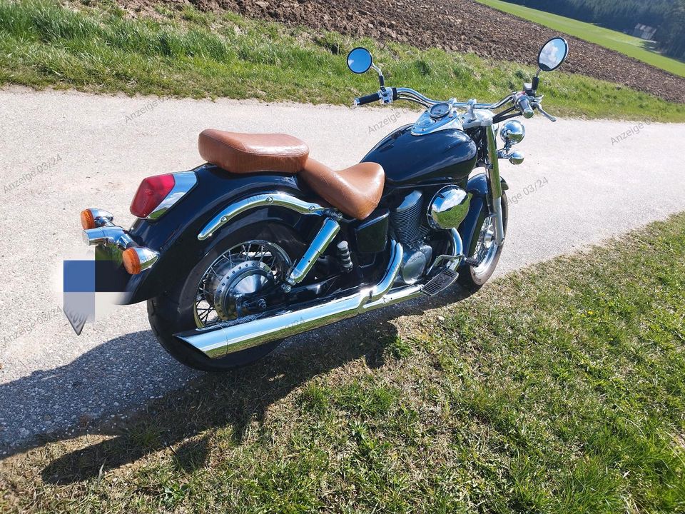 Honda Shadow 750 in Loiching