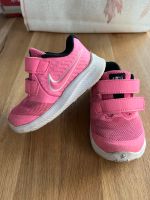 Baby Kinder Sneaker Sportschuh Nike pink Gr. 21 Berlin - Wilmersdorf Vorschau