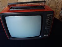 tragbarer Fernseher,70er Jahre mit Radio,knallrot,Grundig -sw,TV Baden-Württemberg - Eningen Vorschau