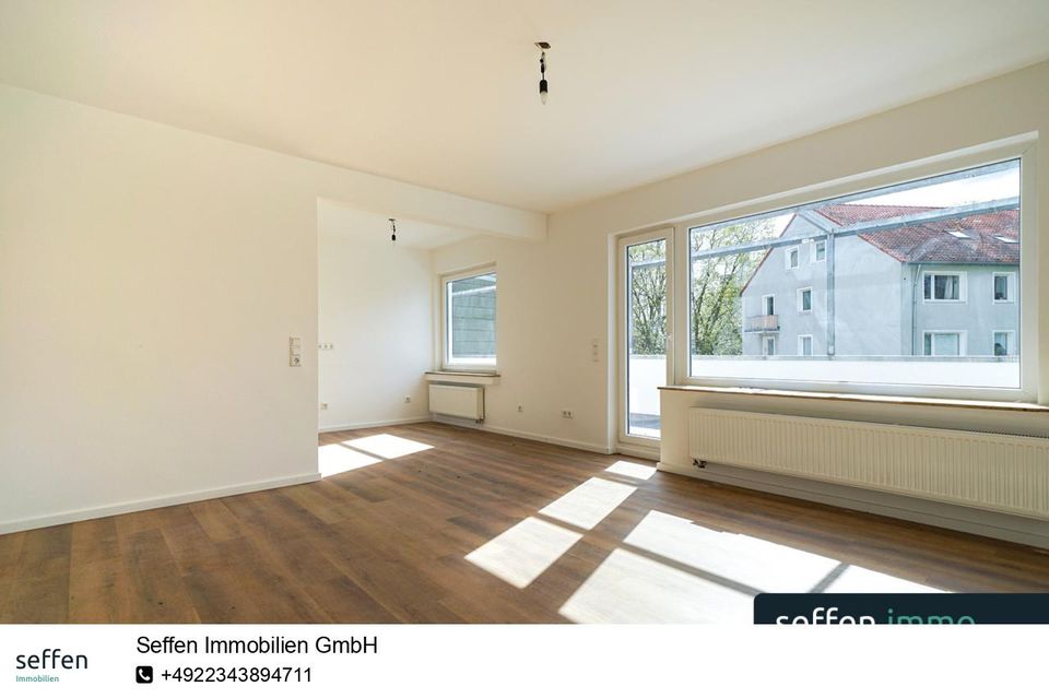 Kernsanierte 4-Zimmer-Wohnung mit Dachterrasse und Parkplatz in Köln-Niehl in Köln