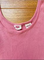 Rosa Tanktop Levis (M) gerippt, Shirt Berlin - Lichtenberg Vorschau