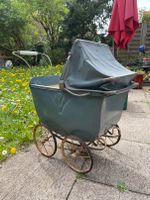 Antiker Puppenwagen Kinderwagen Holz Deko Spielzeug Kr. München - Unterschleißheim Vorschau