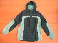 Jack Wolfskin Jacke Mantel grün Gr. 152 + Kapuze Nordrhein-Westfalen - Bornheim Vorschau