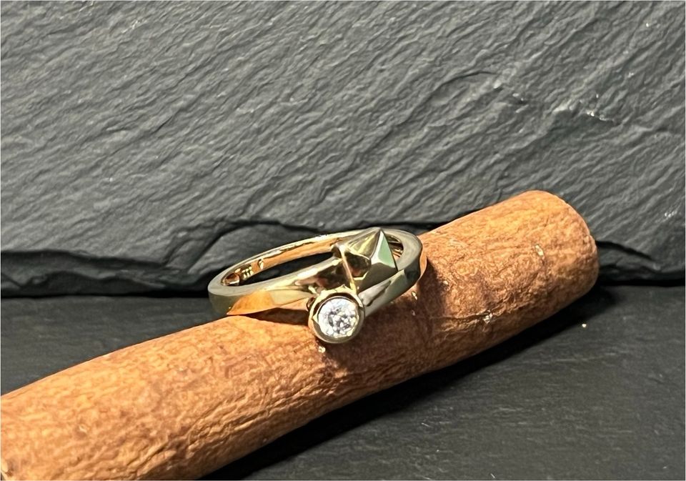 Ring 333 (8ct.) Gelbgold mit Zirkonia Goldschmuck S498 in Berlin