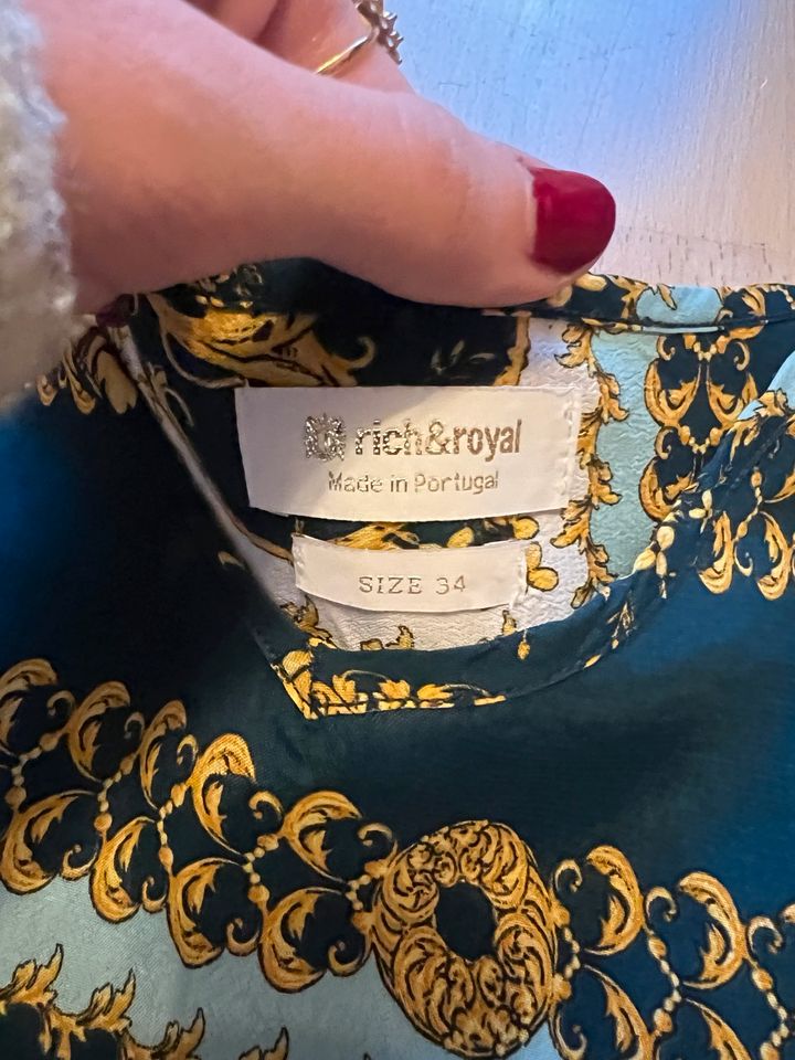 Rich & Royal 34 XS Bluse Oberteil Shirt blau Gold Versace Style in München