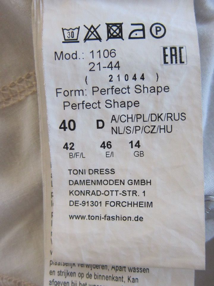 TONI Perfect Shape Jeans Damenhose Gr. 40 - beige in Halstenbek