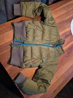 Nike Jacke M trailrunners 38-40 oliv special pelzkapuze fellmütze Hessen - Dietzenbach Vorschau