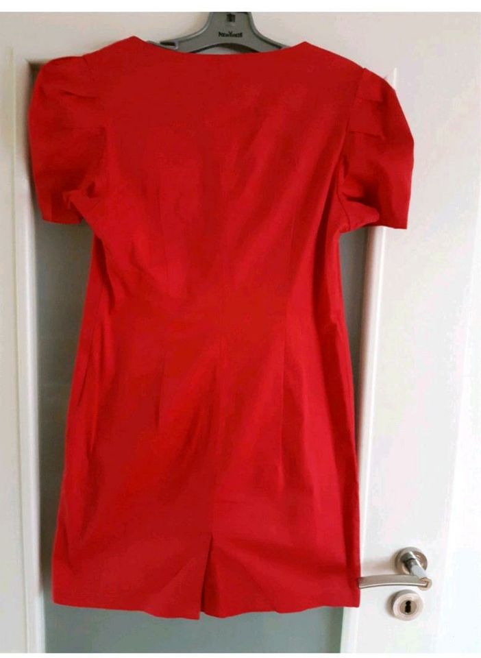 Etuikleid Cocktailkleid Damen rot 3 Suisses Gr. M in Buxtehude