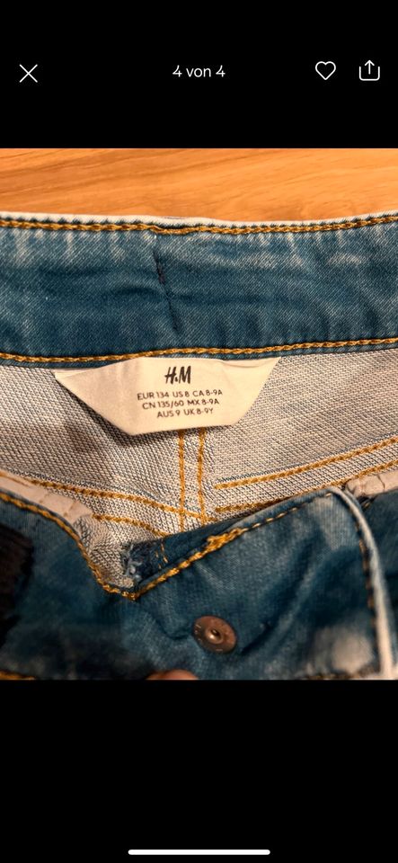H&M Jeans Shorts 134 in Fachingen