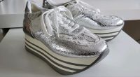 Damen Sneaker Silber  Gr. 36 Bayern - Krumbach Schwaben Vorschau