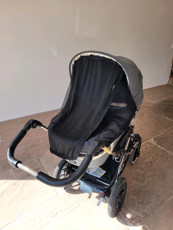 Kinderwagen Emmaljunga mit großer Wanne in St Martin (Pfalz)