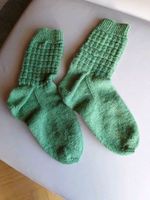 Gestrickte Socken Gr. 42 / 43 Rheinland-Pfalz - Weitefeld Vorschau