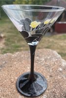 Cocktailglas mit Blumenmuster und schwarzem Stiel Saarbrücken-West - Klarenthal Vorschau