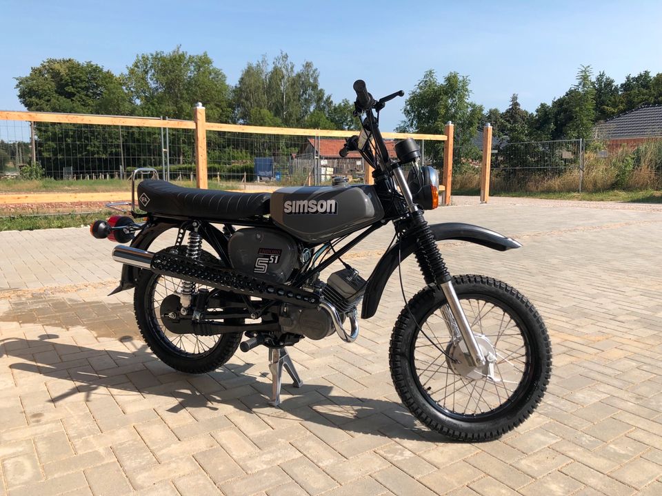 SIMSON S51 ENDURO 4- Gang Moped, NEUAUFBAU, 12 Volt Vape, 60 km/h in Crimmitschau