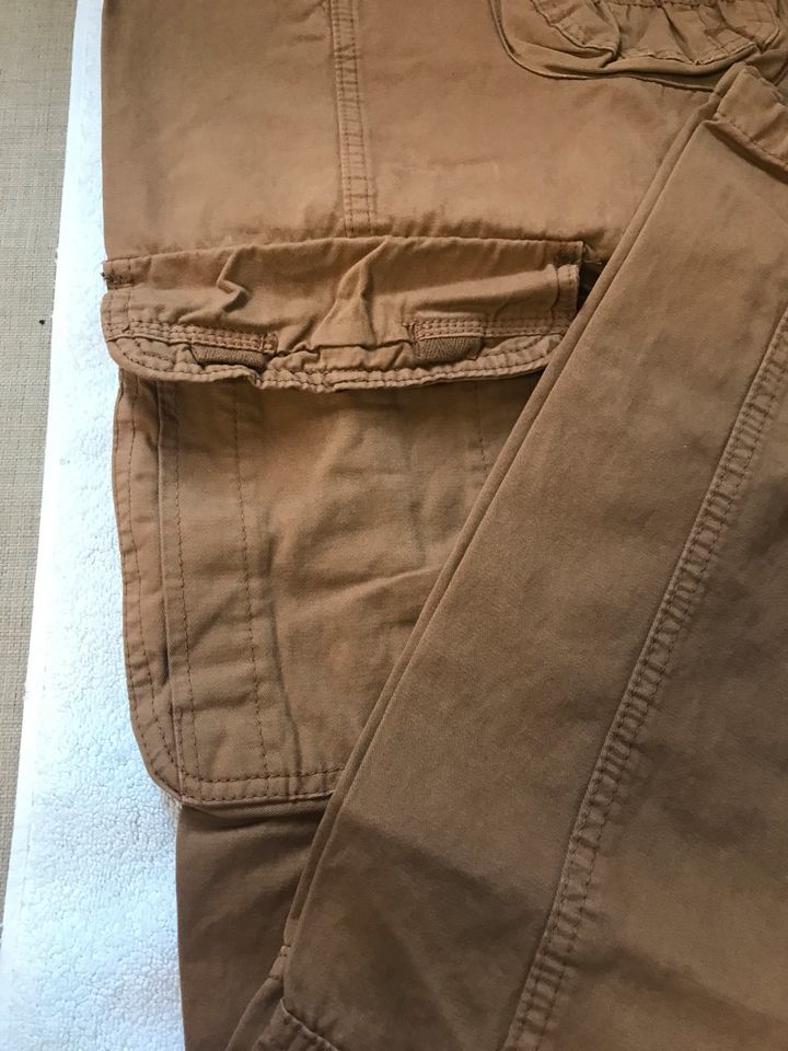 Braune Herrenhose, Gr.40/54. Neuware, aus Boutiquenauflösung in Brühl