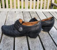 Pumps Gr. 37 Leder, schwarz, z.B. für Dirndl u. Oktoberfest Niedersachsen - Meinersen Vorschau