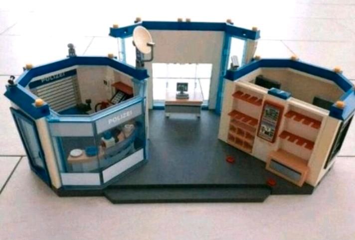 Playmobil Polizeistation - Polizeiwache mit Gefängnis in Köln