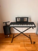 YAMAHA Keyboard mit Stuhl und Stativ (yamaha PSR-273/ YPT-270) München - Thalk.Obersendl.-Forsten-Fürstenr.-Solln Vorschau