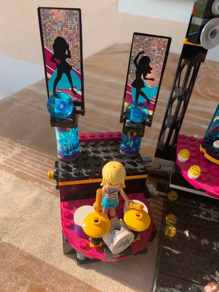 Lego Friends Popstar Showbühne 41105, gebraucht in Neukirchen vorm Wald