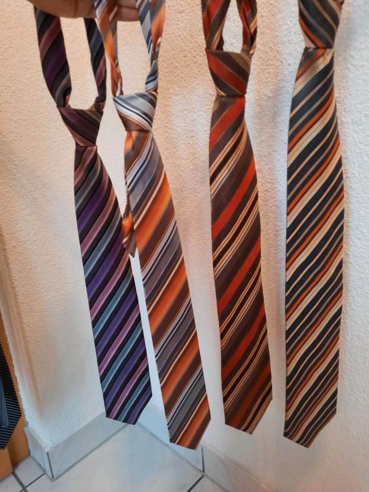 Krawatten Sammlung in Gießen