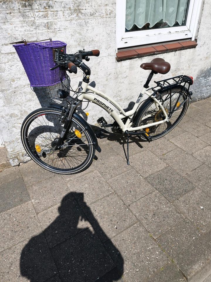 Mädchen Fahrrad  26er in Schleswig