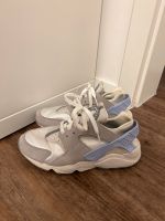 Nike Huarache Sneaker Größe 40,5 Baden-Württemberg - Ludwigsburg Vorschau